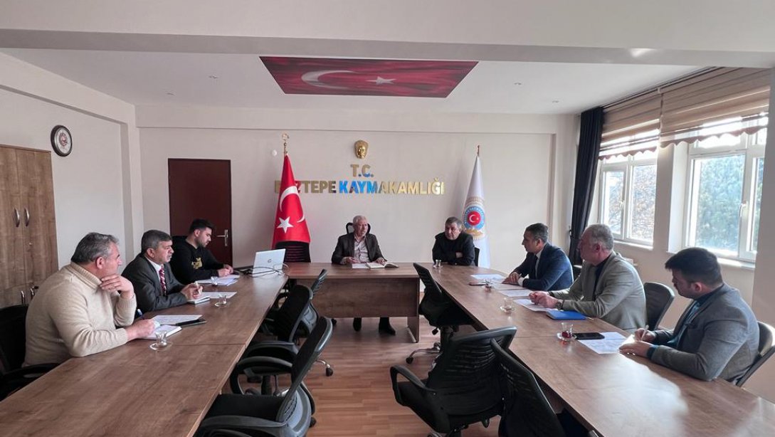 İlçe Milli Eğitim Müdürümüz Ahmet DAĞISTAN'ın başkanlığında Okul Müdürlerinin katılımıyla Müdürler Kurulu toplantısı yapıldı.